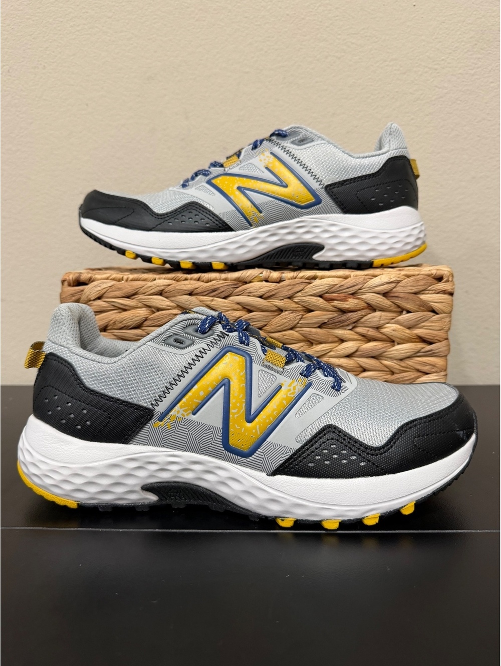Size 9 - *SAMPLE* New Balance 410v8 Trail “Grey Baroque Gold”
